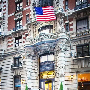 The At Fifth Avenue 3* ניו יורק